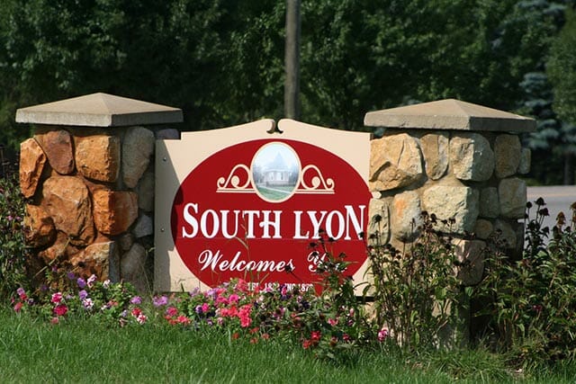 Welcome to South Lyon, MI Sign